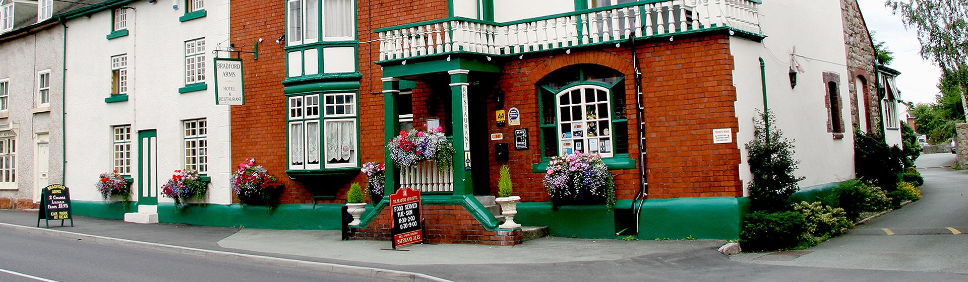 Bradford Arms Hotel Powys