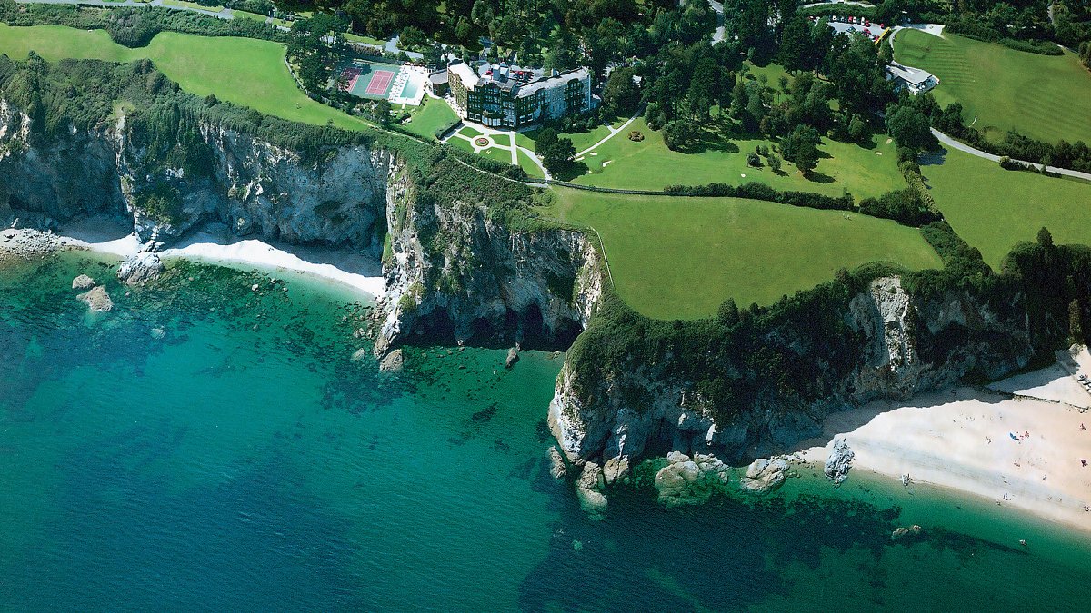 Carlyon Bay Hotel, Spa & Golf Cornwall